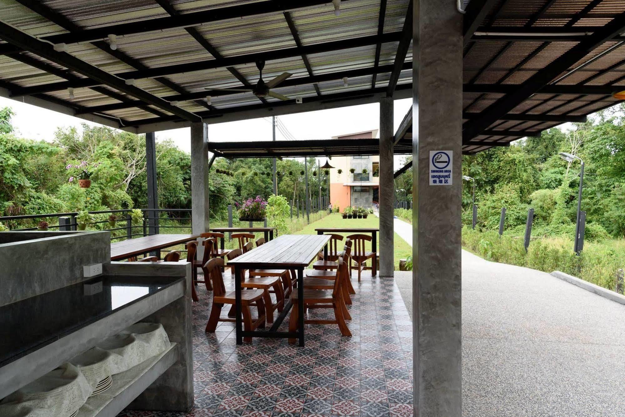 Srisuksant Urban Ban Nua Khlong Exterior foto